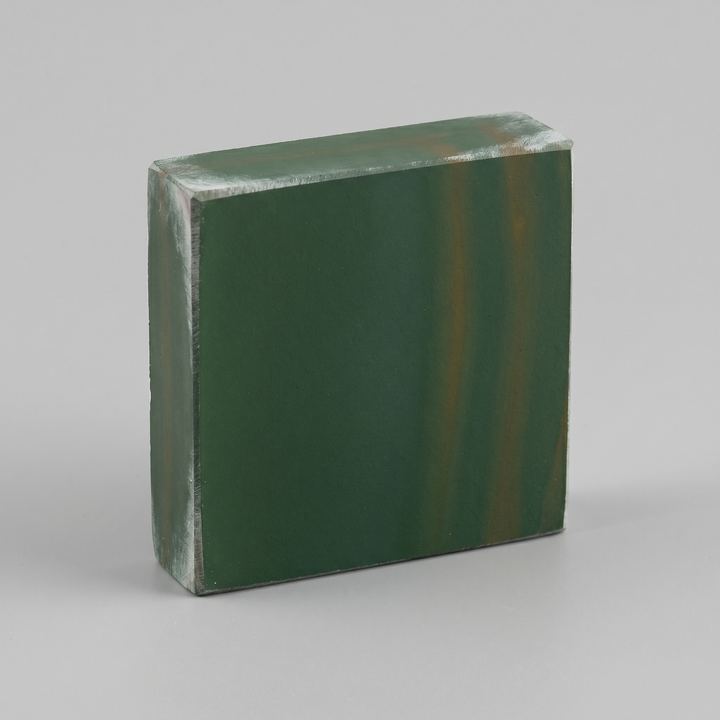 Rendered sample plate of B₄Cr₂Fe₁₀O₂₀