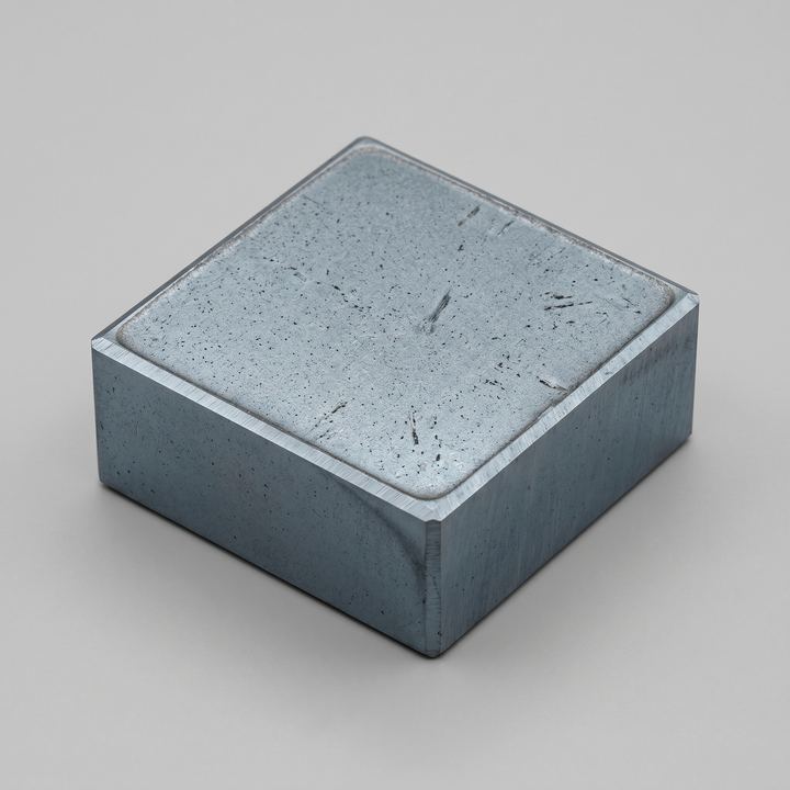 Rendered sample plate of C₄Fe₃MnSi₈V₁₂