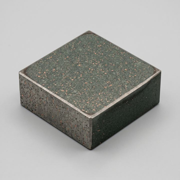 Rendered sample plate of C₆Cr₂₂Cu