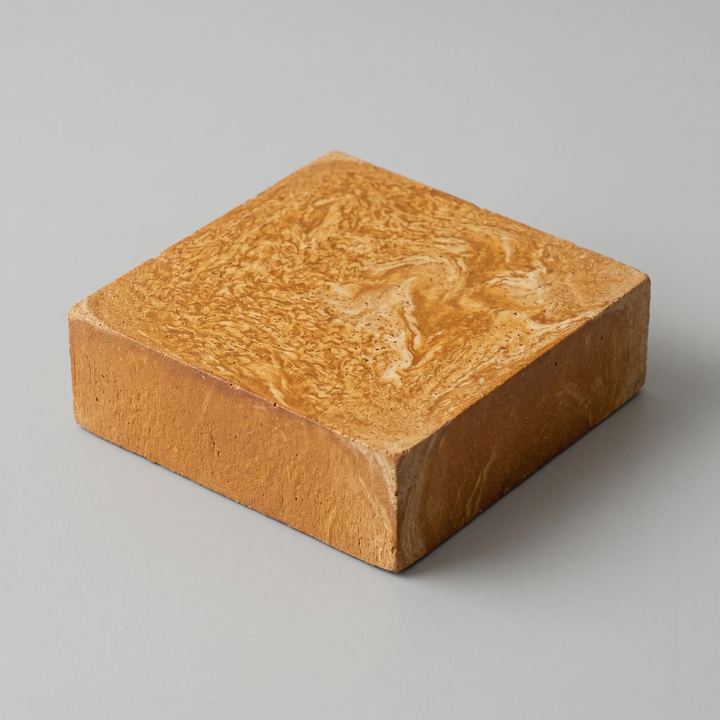 Rendered sample plate of Ca₁₂Fe₈O₄₈Si₄Sn₈