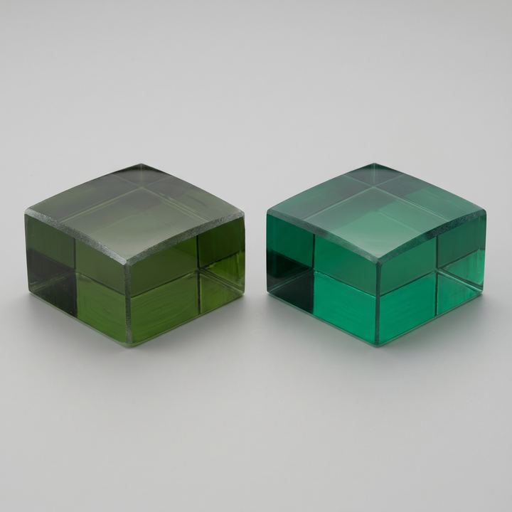 Rendered sample plate of Cr₂K₄O₂₀Si₈