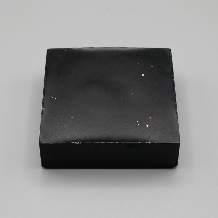 Rendered sample plate of CuS₁₆V₉