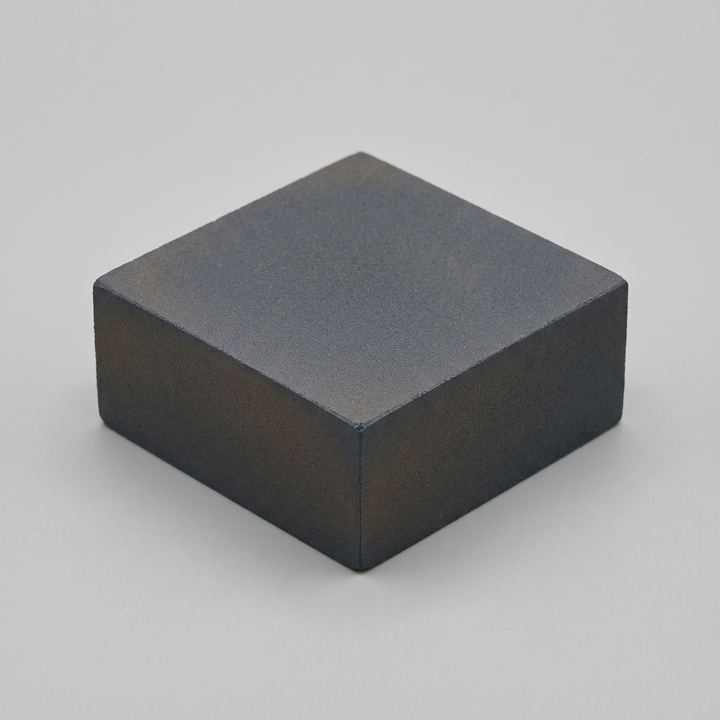 Rendered sample plate of Gd₂MoO₁₂Sr₄Ti