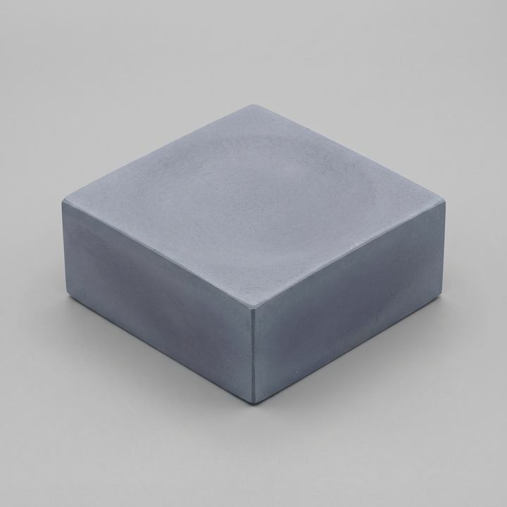 Rendered sample plate of MgO₁₂Pr₄V₃